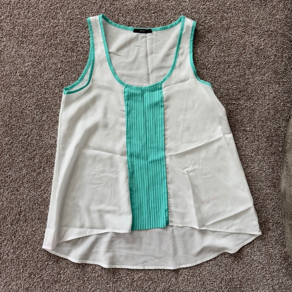 Women’s blouse EUC - Picture 1 of 4